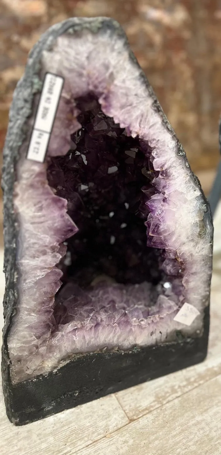 A beautiful Amethyst Geod