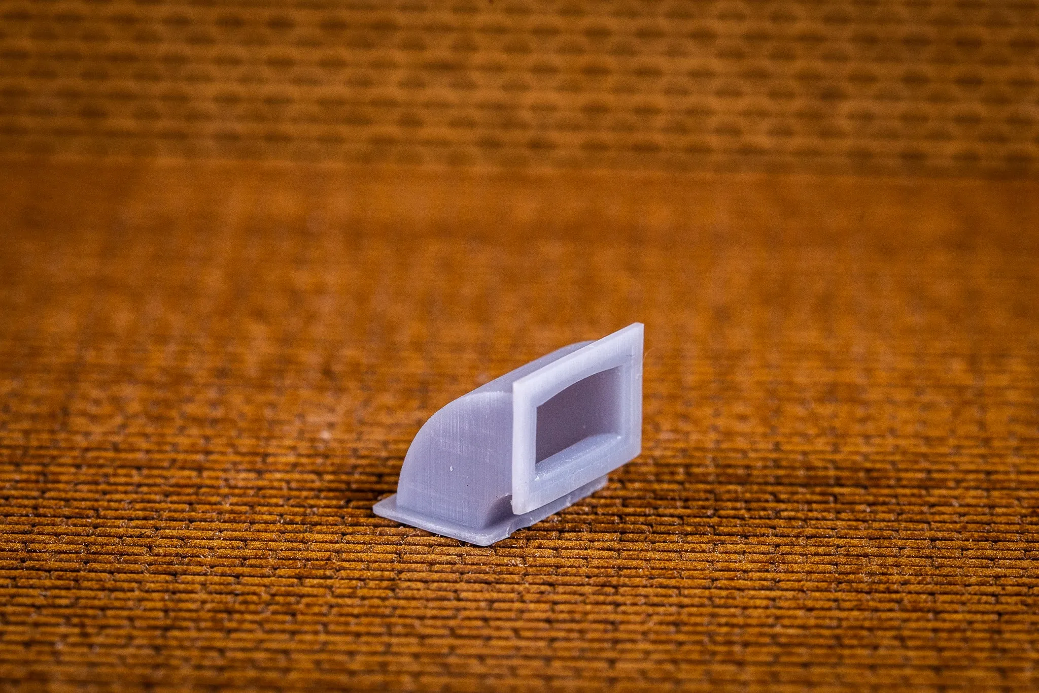 Air conditioner duct 90d section 10.4L 12w 10.4h - HO Scale