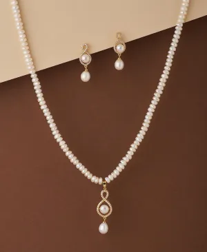 Beautiful Real Pearl Necklace Set