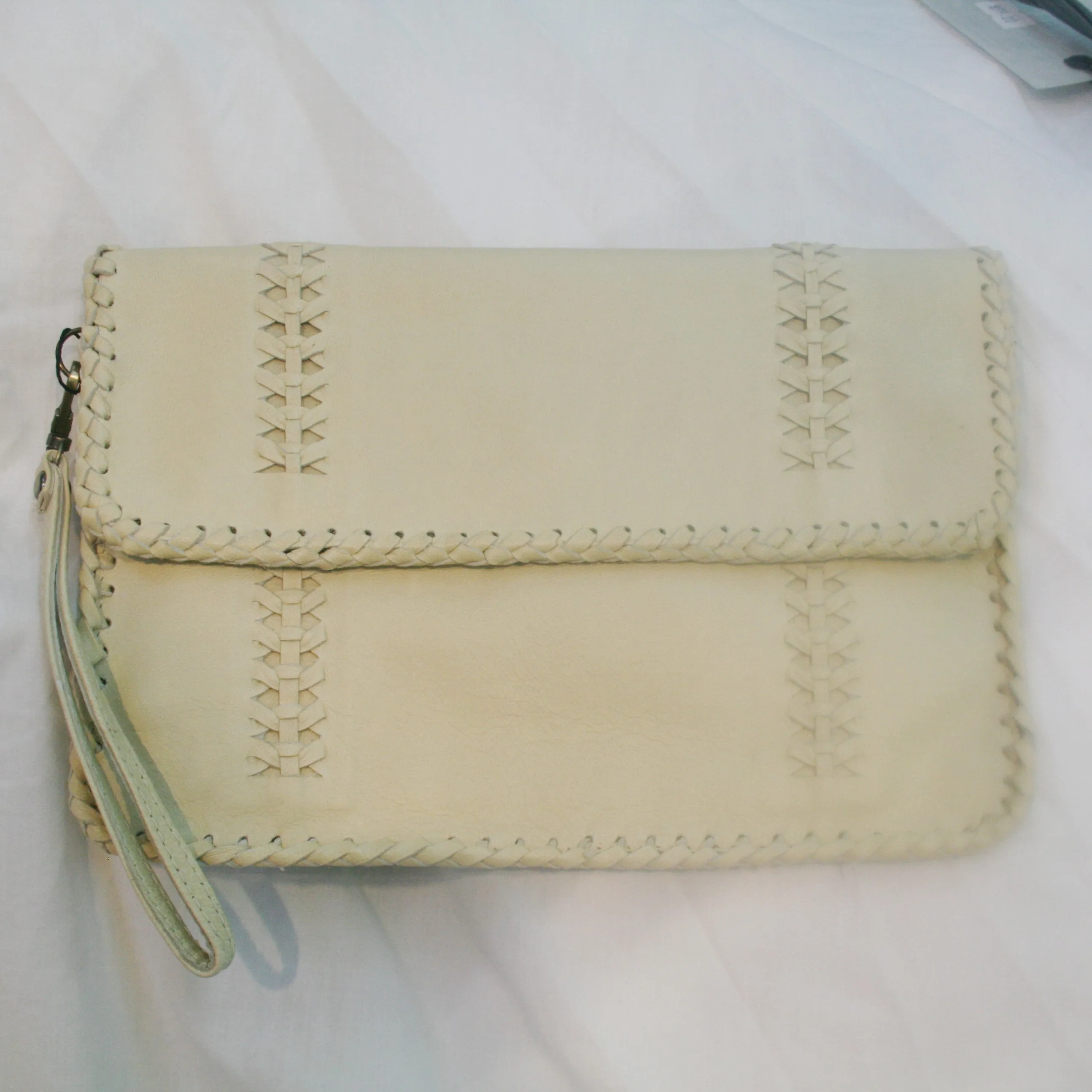 Claire Leather Clutch - Cream