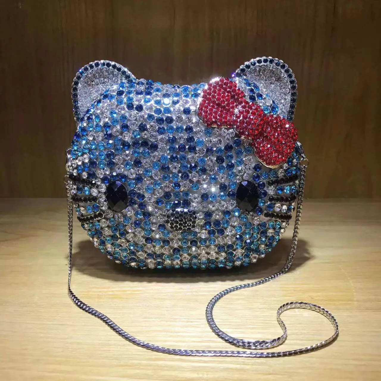 Crystal Kitty Cat Minaudiere