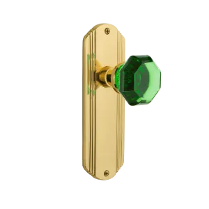 Deco Long Plate with Emerald Waldorf Knob in Polished Brass