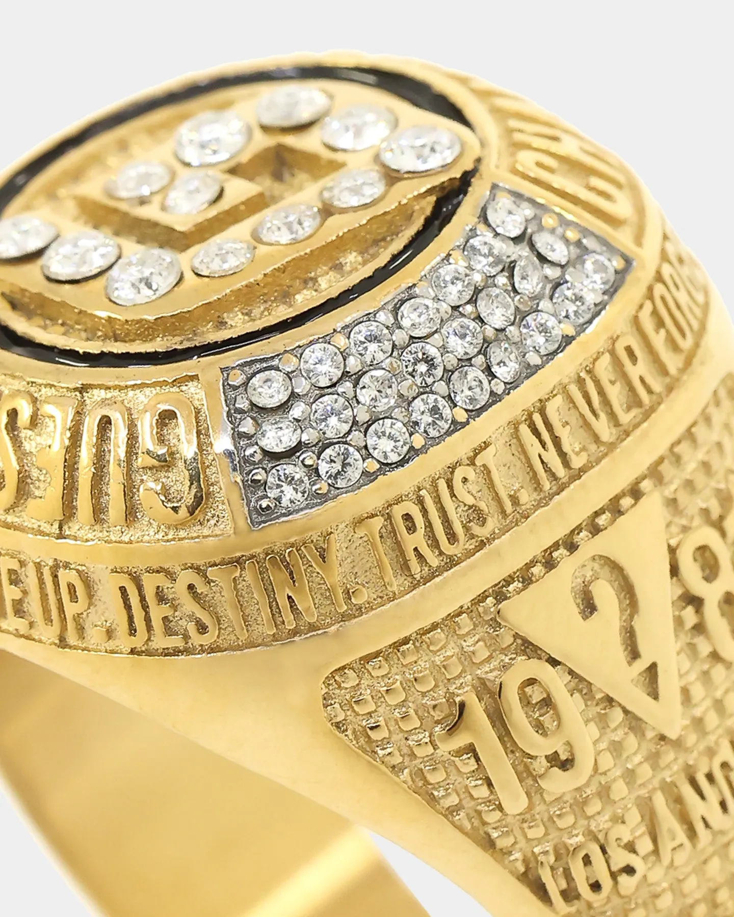 Guess Mainline 23mm USA Champions Coin Ring Gold