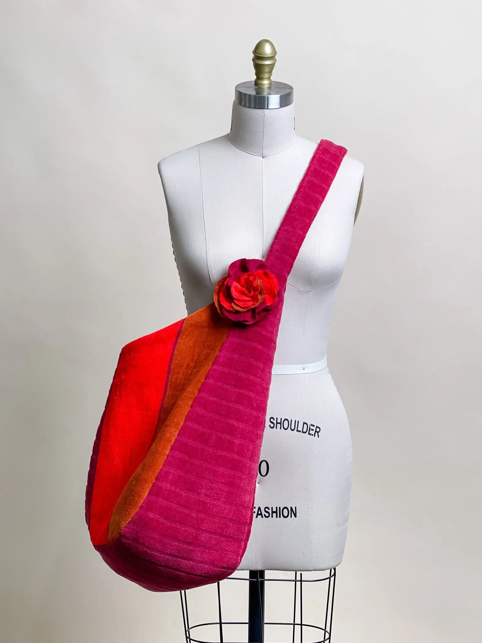 HORSESHOE BAG #3 (DESIGNER)