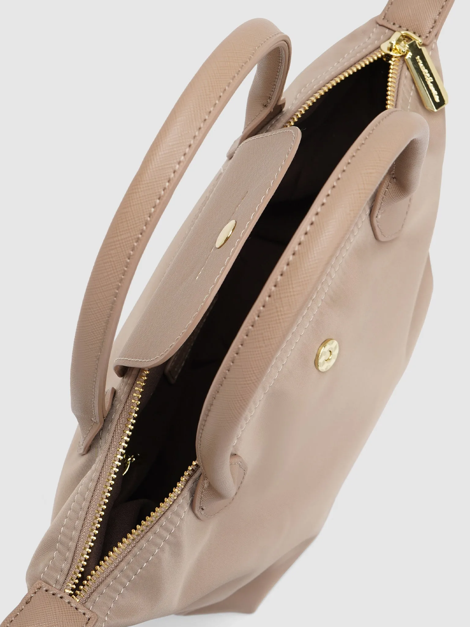 Jyra Handbag