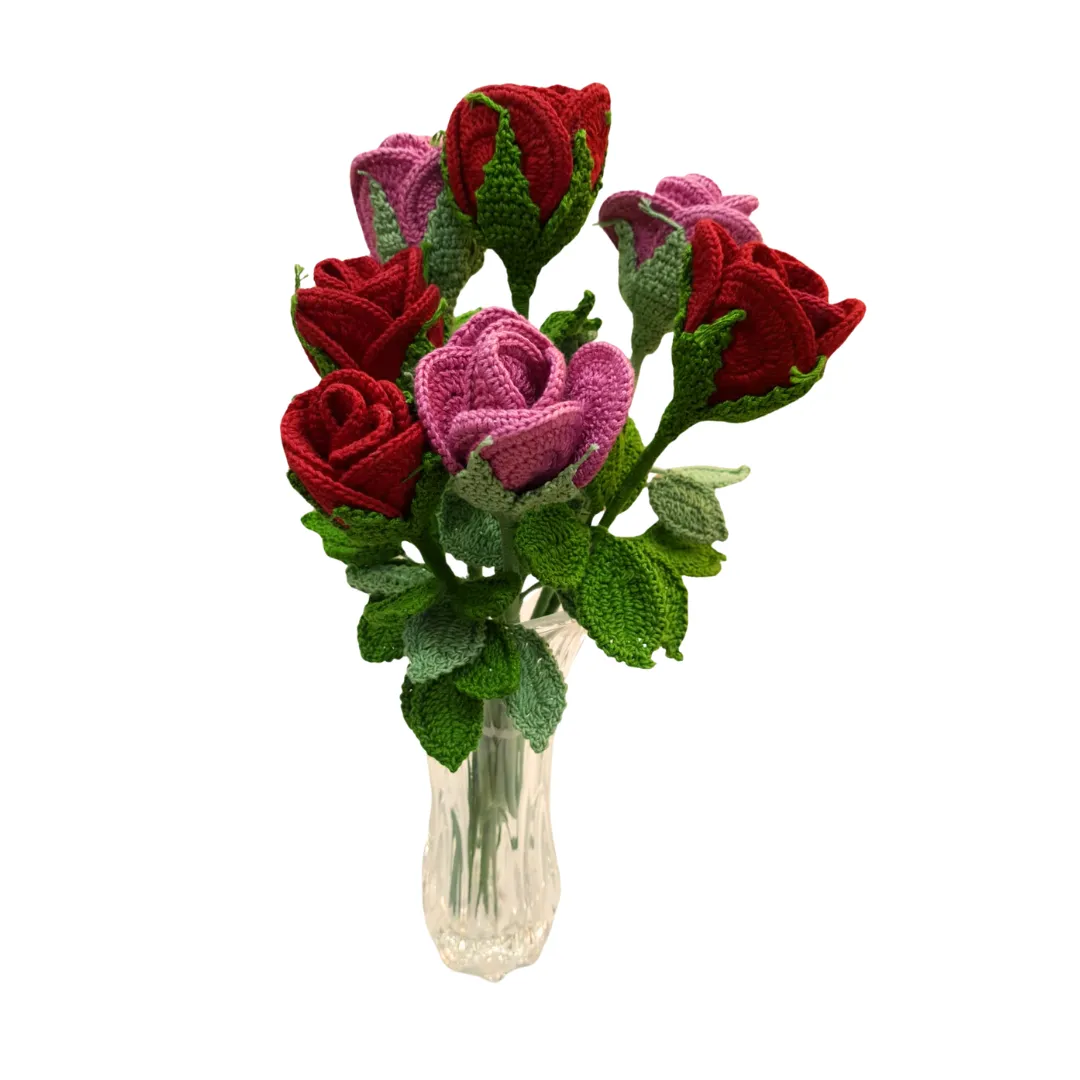 Red and pink floral arrangement Handmade Crochet