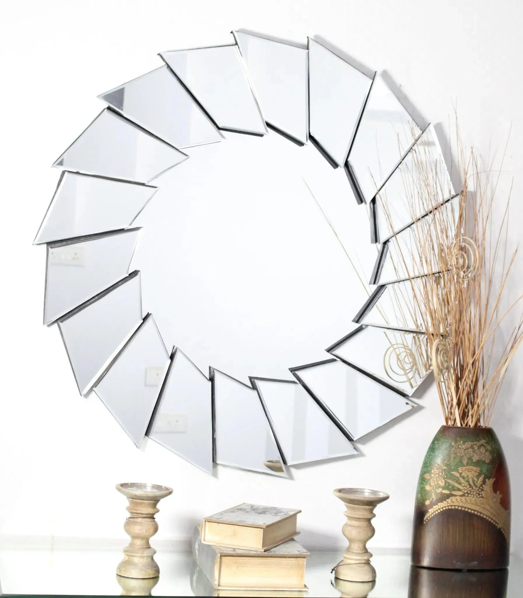 Round Blades Wall Mirror
