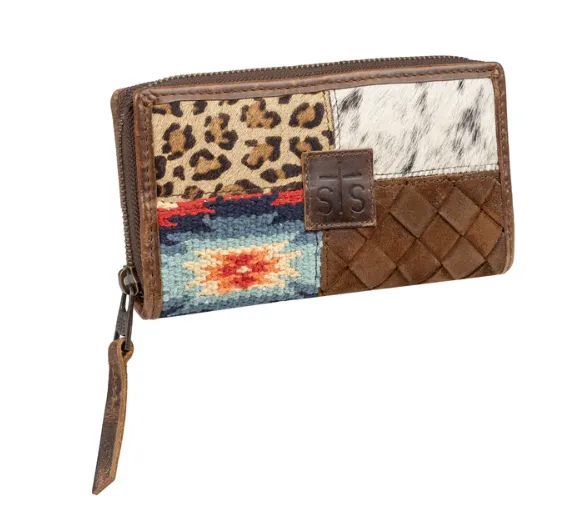 STS Ranchwear Women's Chaynee Mountain Patchwork Cowhide Hair-On Bi-Fold Wallet STS63227