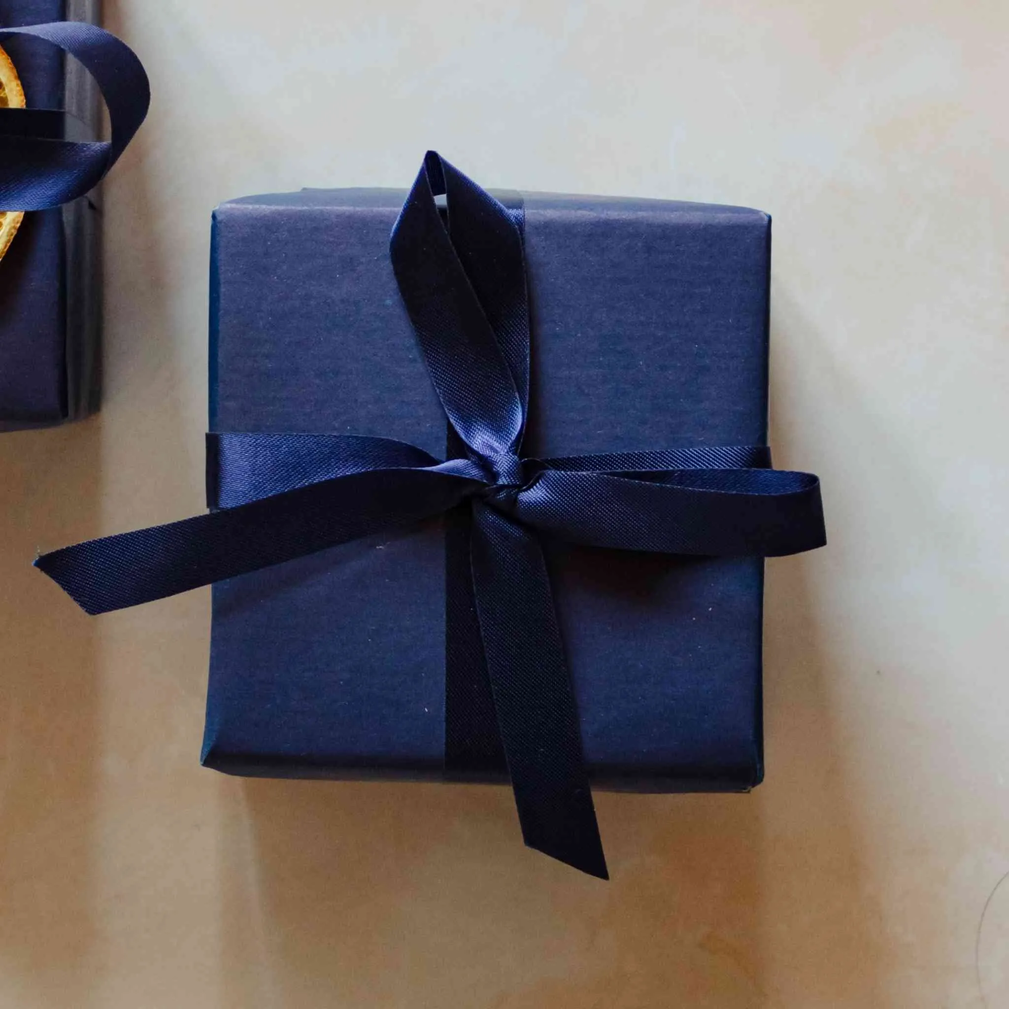 The Worcestershire - Black Pear and Freesia Candle