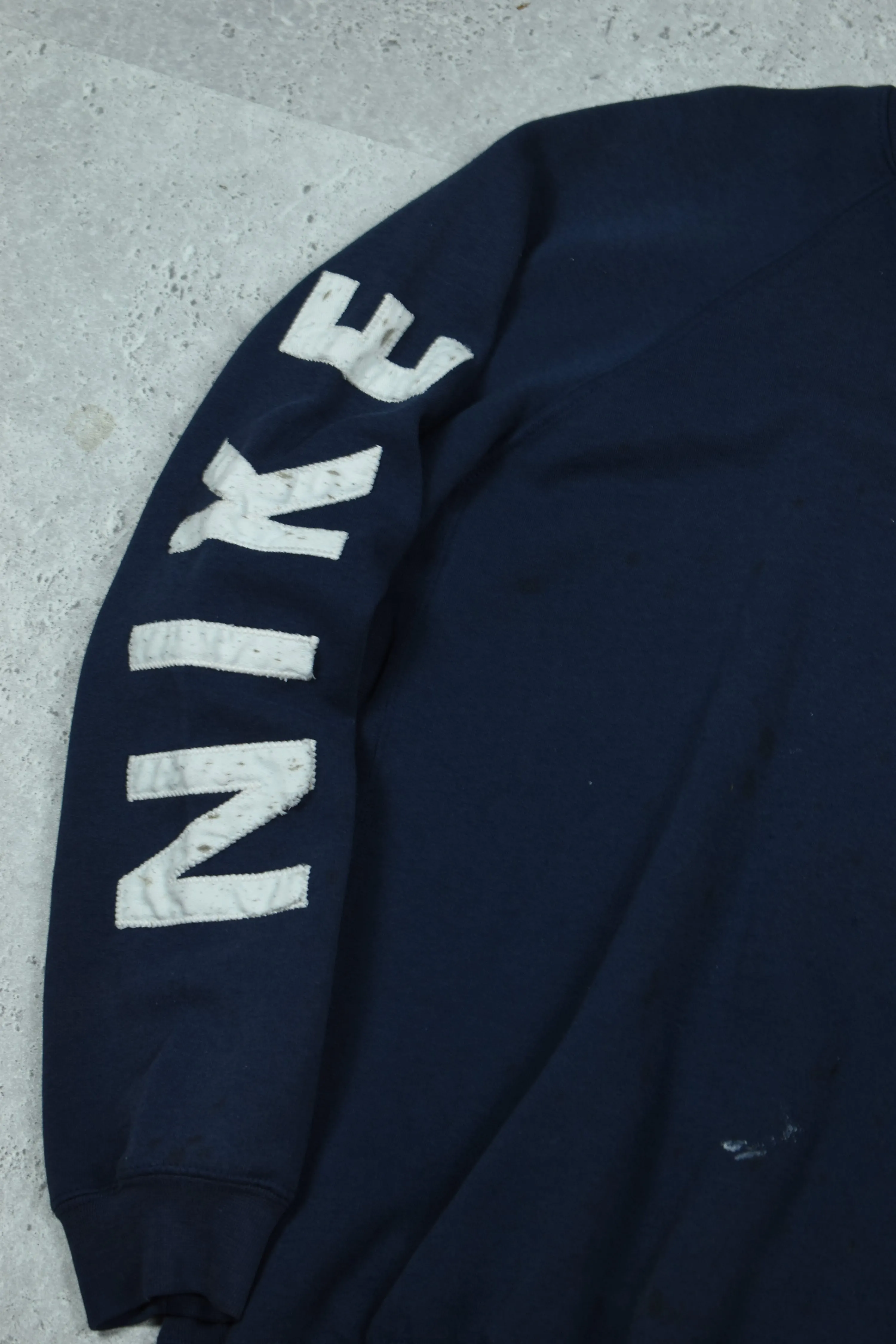 Vintage Nike Embroidered Logo Sweatshirt Medium